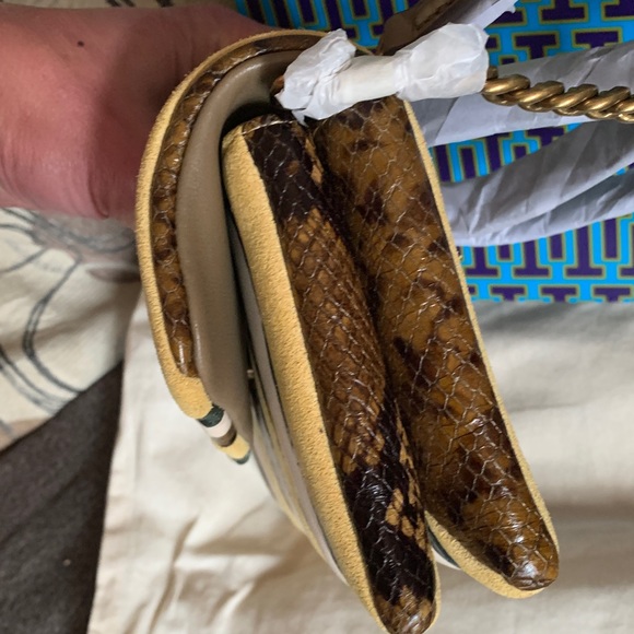 Authentic TORY BURCH Napa leather/Snakeskin/Suede turnlock flap Crosby - Picture 2 of 16